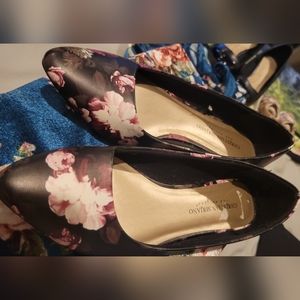 Christian Siriano floral flats